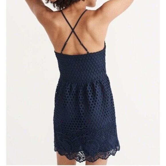 Abercrombie & Fitch Dress Women's Small Blue Eyelit Lace Overlay Mini V Neck - Picture 3 of 9